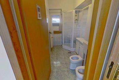 Casă cu 10 camere cu Canalizare în Barbu Văcărescu - 16