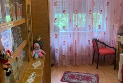 Apartament cu 3 camere decomandat în Caracal - 10