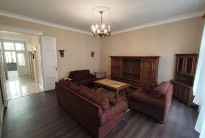 APARTAMENT 3 CAMERE ZONA SINAIA - 1