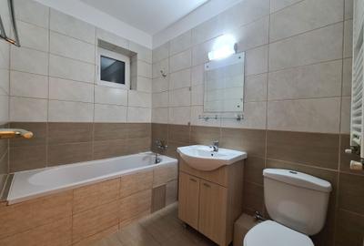 Apartament cu 3 camere decomandat în Titan - 3
