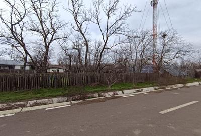 Teren de 1830 mp, în Gemenele - 1