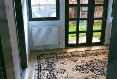 Casă cu 3 camere în Central - 1