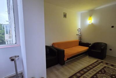 Apartament cu 2 camere decomandat în Central - 2