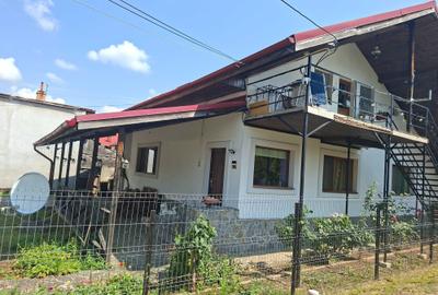 Casă cu 4 camere în Cornu - 4