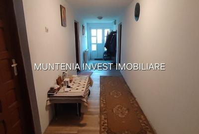 Casă cu 3 camere cu Teren 500 Mp în Bradu - 5