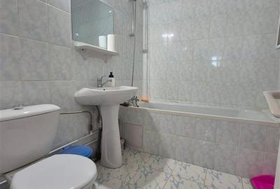 Apartament 3 camere Frumoasa - 2 bai - Decomandat - 9