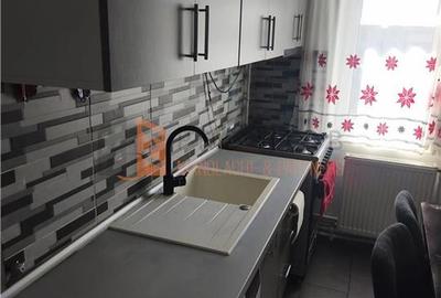 Apartament cu 2 camere decomandat, mobilat în 1 Decembrie - 10