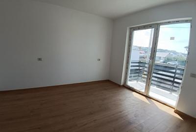 Casă cu 4 camere cu Teren 350 Mp în Șcheia - 14