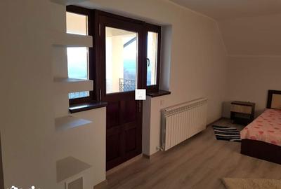 Casă cu 3 camere cu Teren 3070 Mp în Central - 5