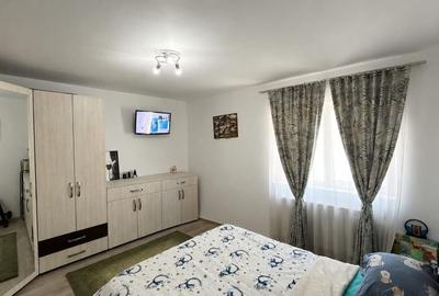 Apartament cu 3 camere semidecomandat în Sânpetru - 2