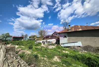 Teren Construcții intravilan de 975 mp, în Poșta - 13