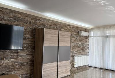 Casă cu 5 camere cu Teren 1000 Mp în Corbeanca