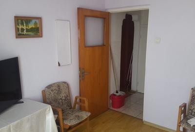 Apartament 4 camere decomandat - 3