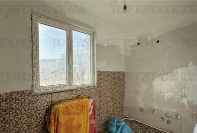 Casa individuala 6 camere de zona metrou Republica - 2