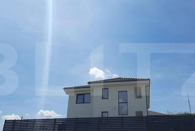 Casă cu 5 camere cu Teren 550 Mp în Central - 15