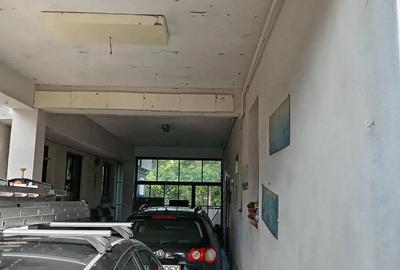 Vand casa mare pretabila pensiune sau clinica si casa de locuit, in aceeasi curte - 5
