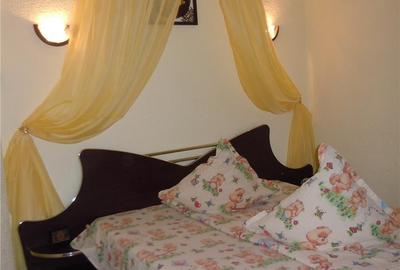 Casă cu 8 camere cu Teren 516 Mp în Predeal - 2