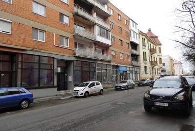 Spațiu comercial, de 68 mp, în Central - 19