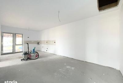 Casă cu 4 camere cu Teren 313 Mp în Moșnița Nouă