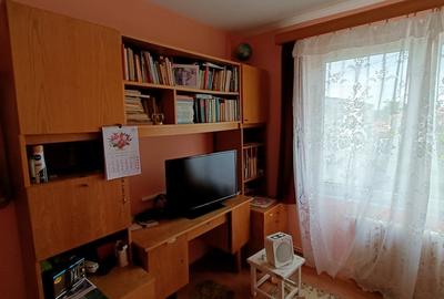 Apartament cu 3 camere de vanzare - 3