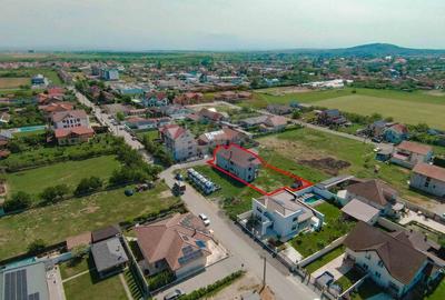 Casă cu 5 camere cu Teren 726 Mp în Sânmartin - 10