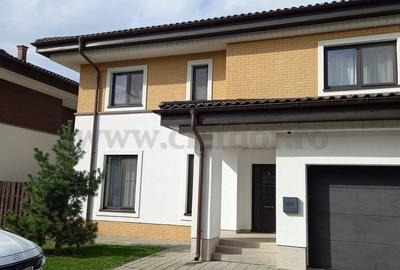 Casă individuală cu 6 camere cu Canalizare în Pipera