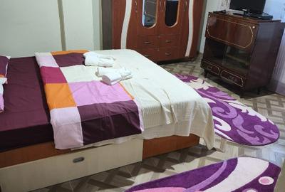 Proprietar Închiriez apartament 3 camere vizavi de plaja modern - 5