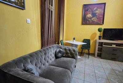 Apartament cu 2 camere decomandat în Ultracentral