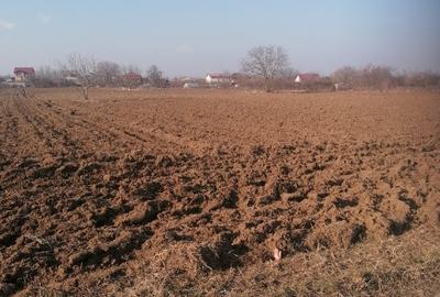 Vand teren intravilan - 1