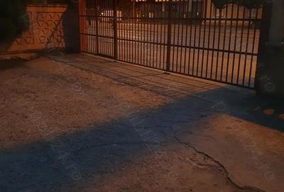 Inchiriez pe Rebreanu , Spatiu Comercial , - 4