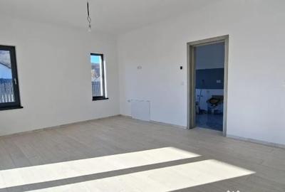 Casă cu 3 camere cu Teren 270 Mp în Nord - 10