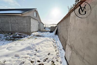 Casă individuală cu 3 camere cu Canalizare în Lumina - 11