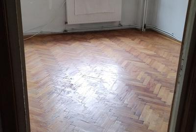 Braila Apartament 3 camere de vanzare, 80 mp, etaj 3, strada Tineretului