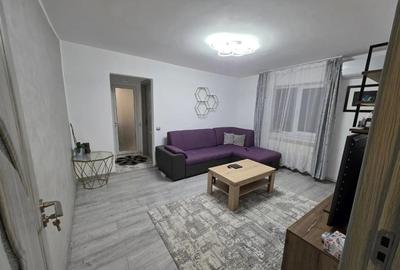 Apartament cu 2 camere semidecomandat în Micro 6 - 2