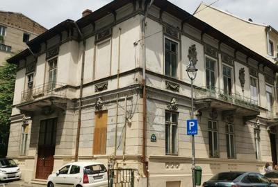 Casă individuală cu 17 camere cu Canalizare în Universitate - 2