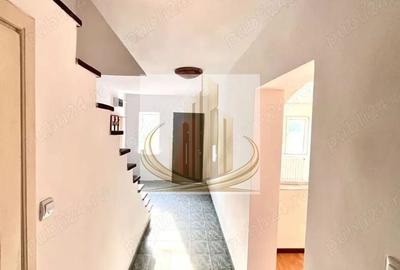 Duplex cu 5 camere cu Canalizare în Lipovei - 9