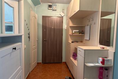 Apartament cu 3 camere, mobilat în Berceni - 14