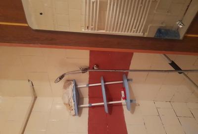 Vand garsoniera plevna etaj 4 - 4