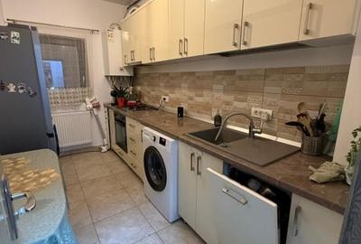 Apartament cu 2 camere decomandat, mobilat în Tomis Plus - 9