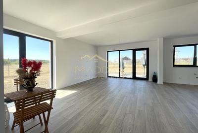 Vila exclusivista**P+1**5 Camere**Teren 704 mp***Langa Padure//Balotesti - 4