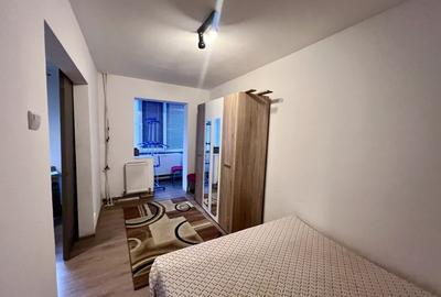 Apartament cu 2 camere semidecomandat, mobilat în P-ța Doina - 5