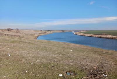 Intravilan cu iesire la lac Fundulea - 3