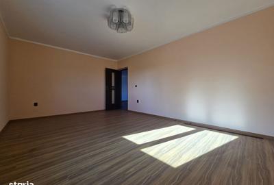 Casă cu 4 camere în Central - 9