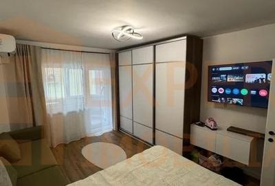Apartament cu 2 camere decomandat în Capitol - 1
