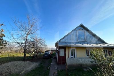 Teren de 13000 mp, în Central