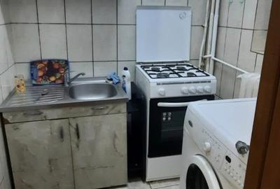 Garsonieră Tătărași str Eternitate in bloc de apartamente - 8