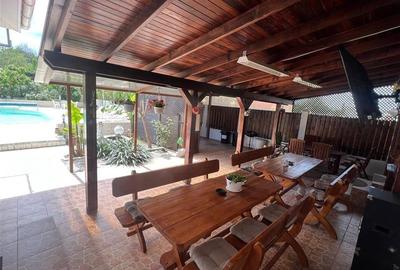 Casa D+P+M  de vanzare cu vedere la lac - 7