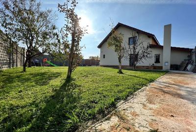 Casă cu 4 camere în Sânmihaiu Român - 3