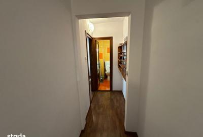Apartament cu 3 camere, mobilat în Tractorul