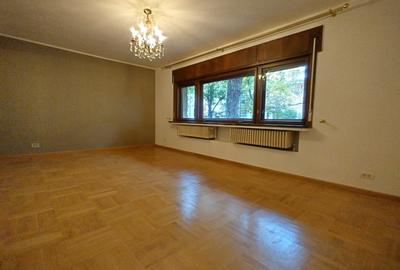 Apartament cu 3 camere decomandat în Capitale - 7